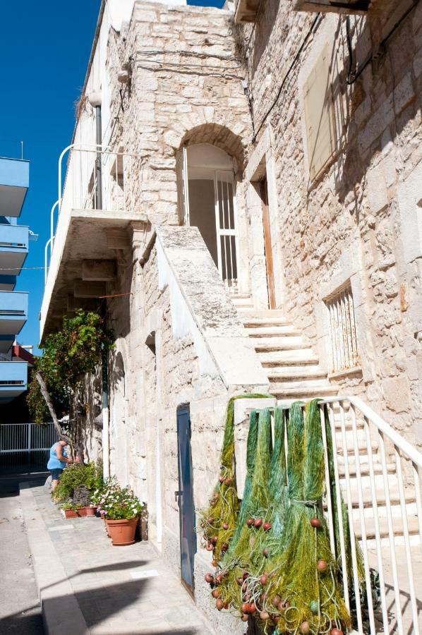 View Giovinazzo
